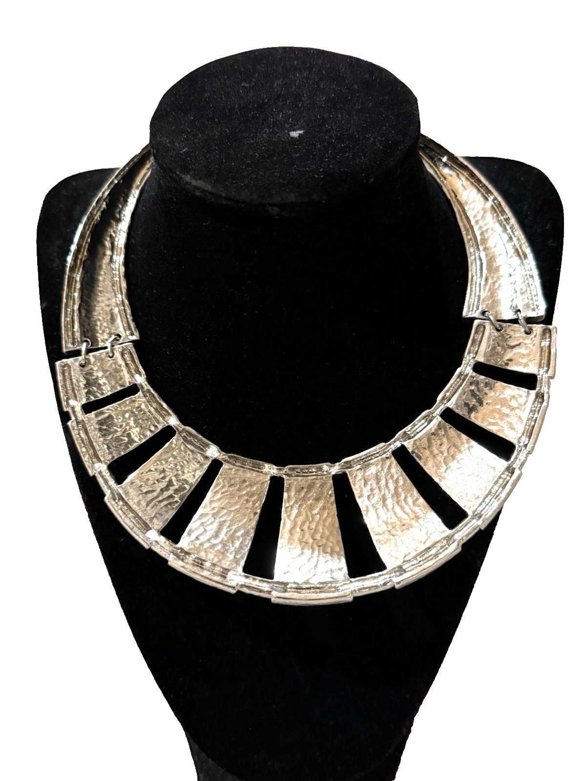 Chico’s Silver Tone Collar Statement Necklace Tex… - image 4