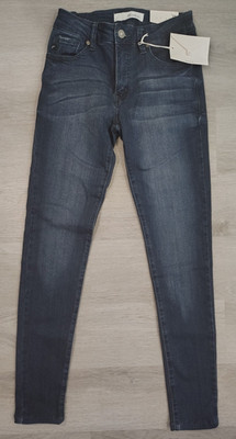 Nwt! KanCan Women's High Rise Skinny Jeans. Stretch Denim Size 25.