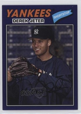 2018 Archives 1977 Design Purple 130/175 Derek Jeter (Posed with Glove) HOF 3bv