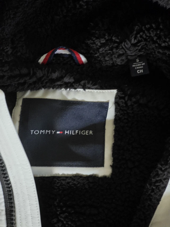 Tommy Hilfiger Hombres Relleno Suave Con Capucha Parte Inferior Abierta Chaqueta Completa Forrada Sherpa Foto 3 de 4