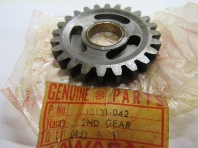 NOS OEM KAWASAKI F12MX KX450 2ND GEAR OUTPUT SHAFT 13131-042