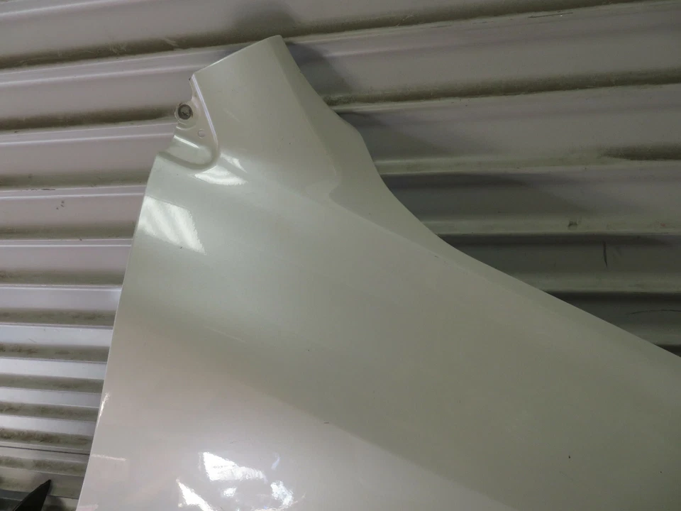 2016-2020 Toyota Land Cruiser Right Front Fender OEM Passenger Side Factory Foto 2 de 4