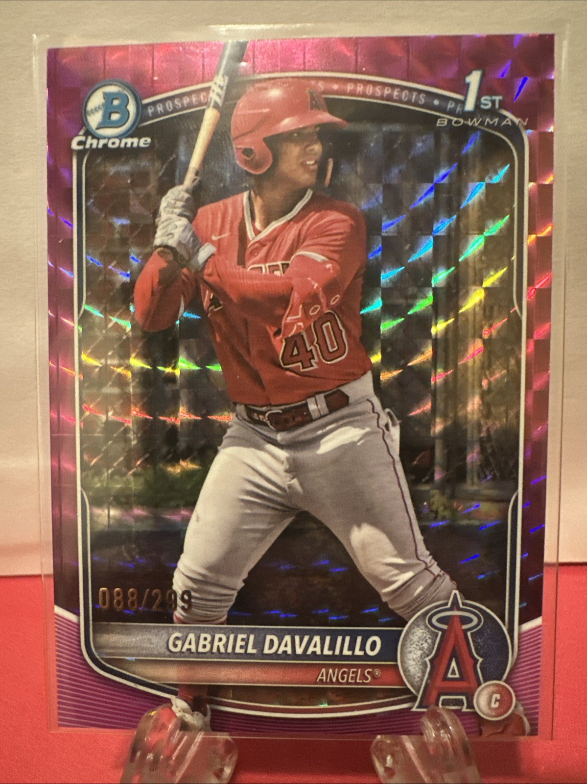 2025 Bowman Chrome GABRIEL DAVALILLO 1st Fuchsia Geometric Refractor # 88/299