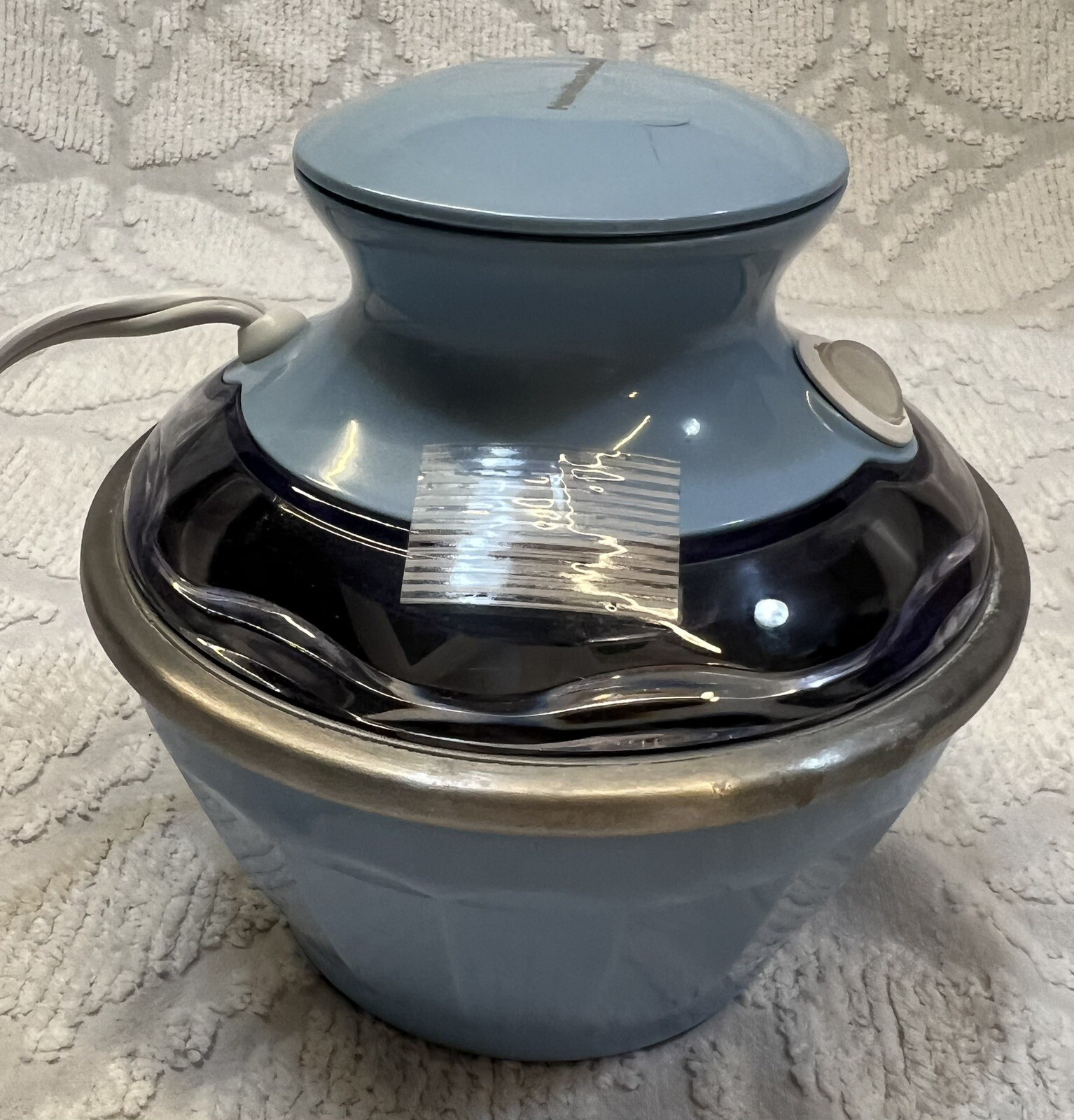 Hamilton Beach Half Pint Ice Cream Maker Blue 2 Freezer Bowls W/ Recipes 68550E