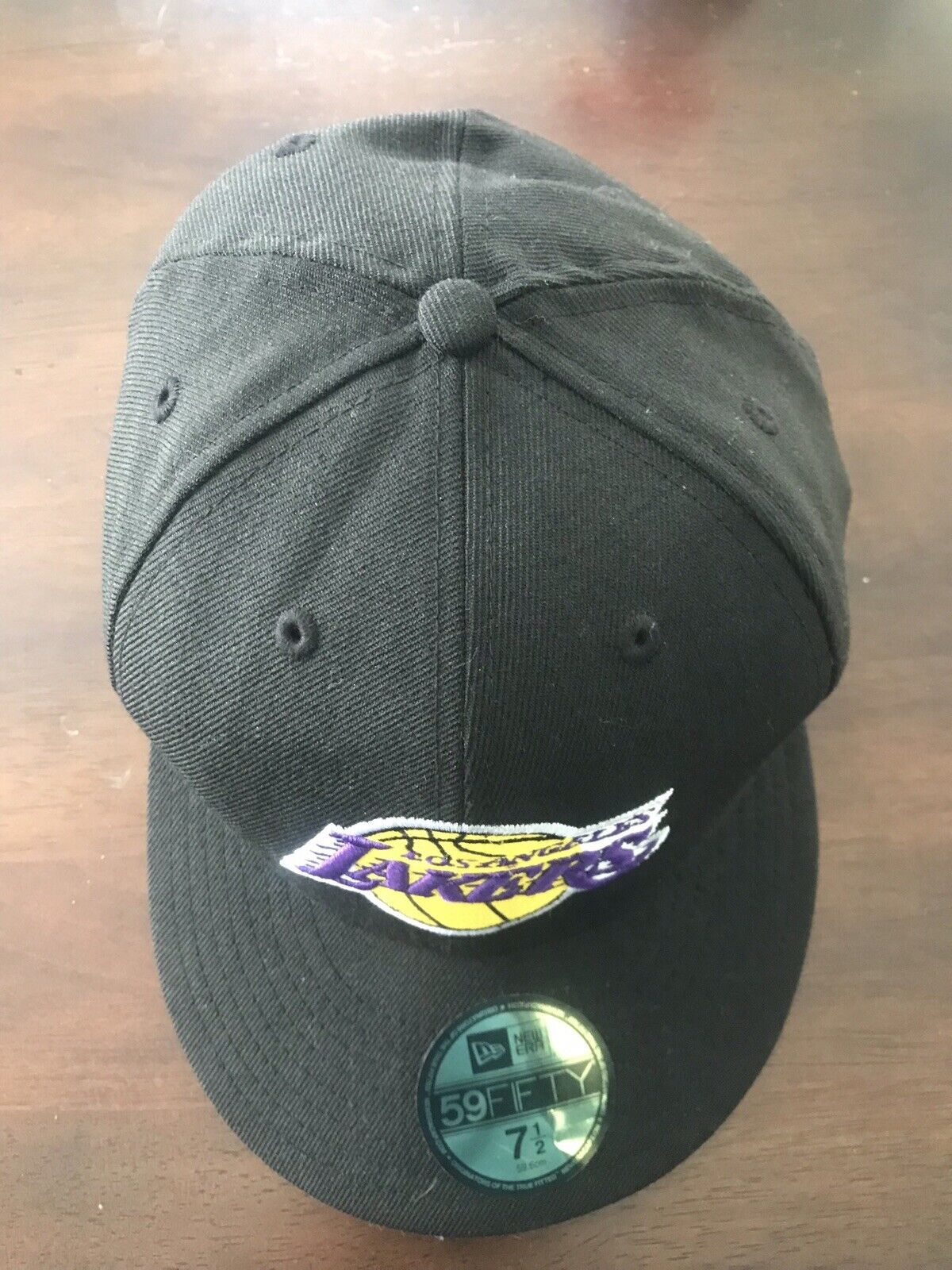 100% AUTHENTIC NEW ERA 59FIFTY NBA L. A. LAKERS FITTED HAT (7 1/2)