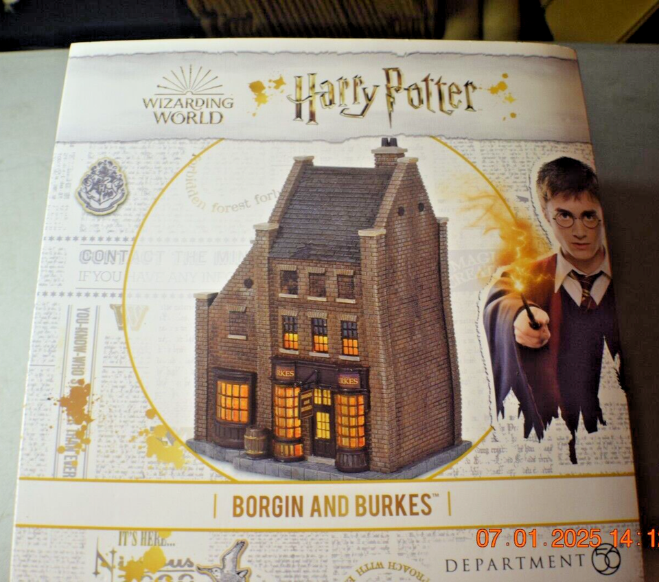 Department 56 Harry Potter Borgin And Burkes Lit Building – Knockturn Alley Village Piece, 8.74” Tall