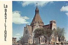 La Basilique Basilica National Shrine of Notre-Dame Canada Vtg Postcard CP312