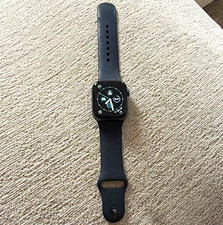 Apple Watch Series 4 (USED)