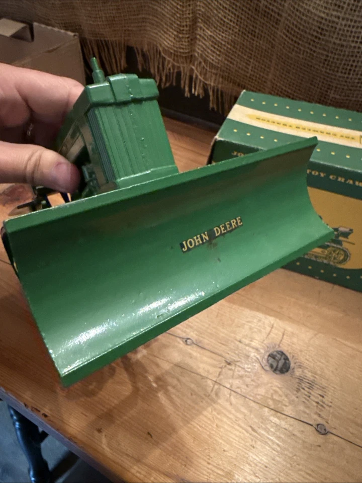John Deere toy crawler tractor with Box 1/16 - Image 3 of 4