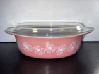 Vintage PYREX Pink Daisy 045  2 1/2 Qt Oval Casserole w/ 945C 11 Lid Shiny