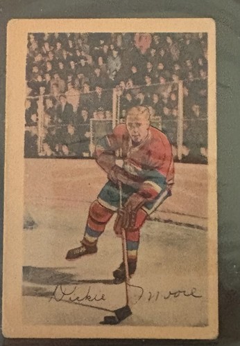 Dickie Moore #10 card