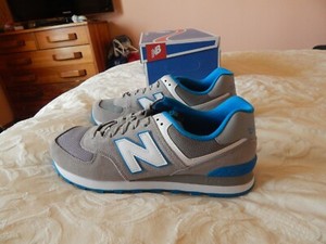New Balance 574 mens shoes, size 9 US 
