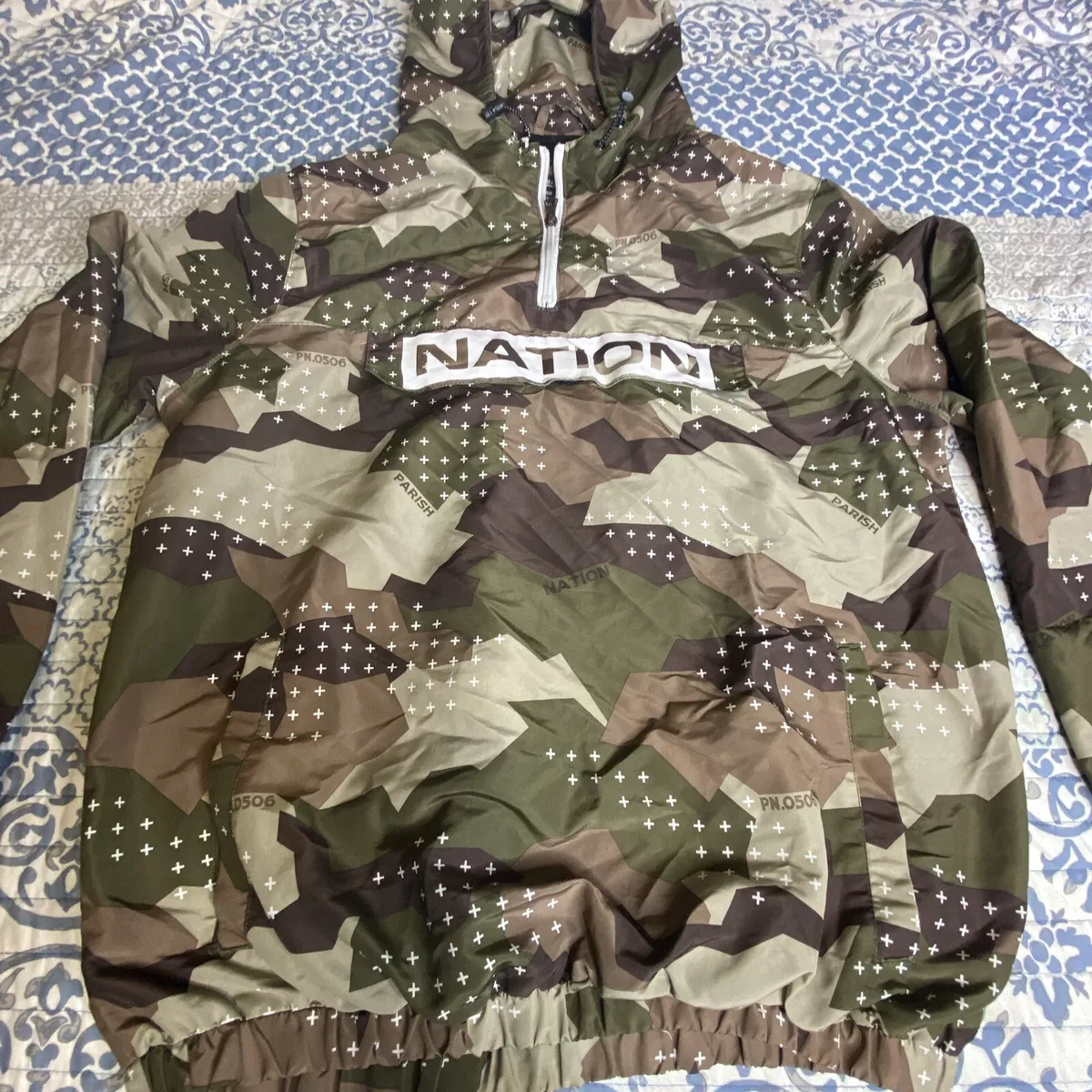 Mens Medium Parish Nation hoodie jacket NWOT Thread Collective