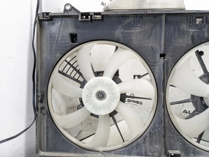 2013-2016 Mazda CX5 Dual Radiator Cooling Fan Motor Assembly PE01-15-210 OEM - Image 2 of 4