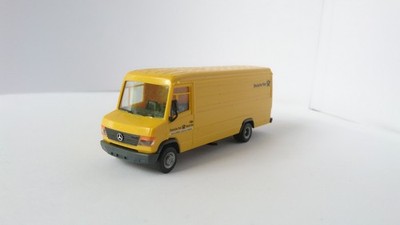 herpa  MB T2 Mercedes Vario  Kasten  ''Deutsche Post''