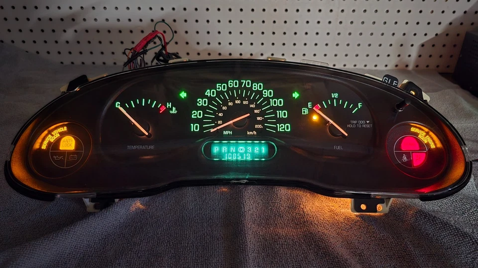 Buick Century Gauge Cluster 1999-2005 Foto 3 de 4