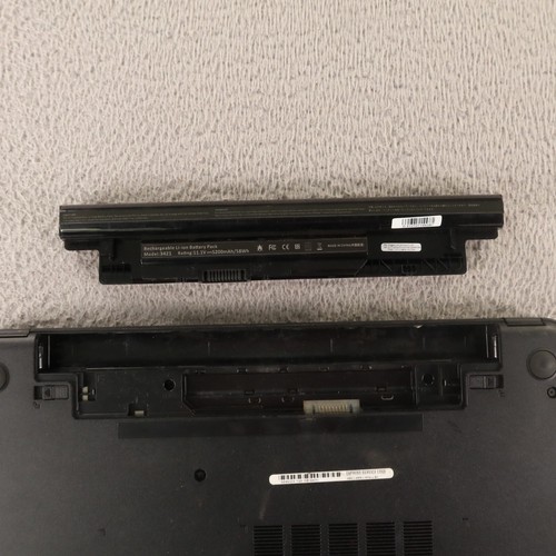 Portatile Dell Inspiron 3537 NO HARD DISK - Foto 7 di 8