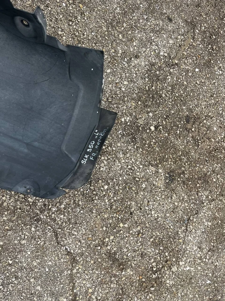 05-11 Mercedes-Benz SLK350 SLK 350 forro guardabarros interior delantero izquierdo Foto 2 de 4