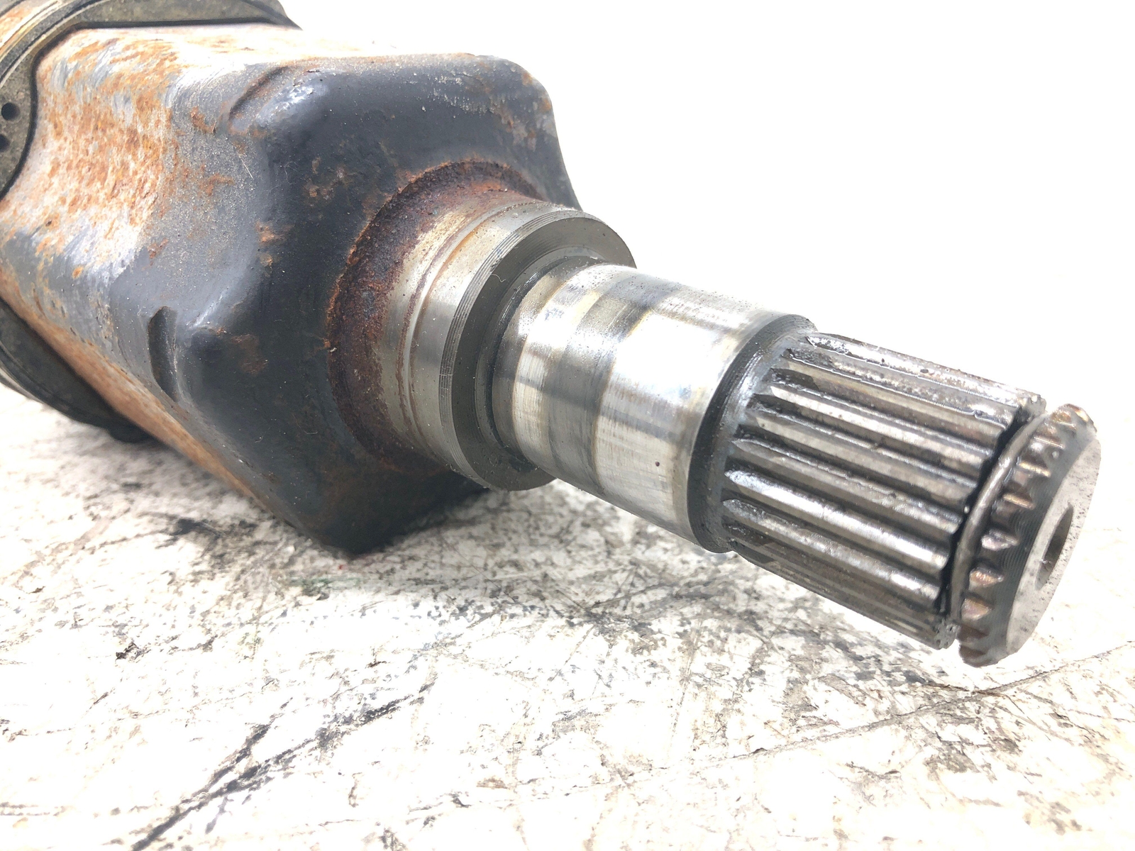 2017-2024 MASERATI LEVANTE FRONT RIGHT PASSENGER CV AXLE SHAFT OEM 2021 2020