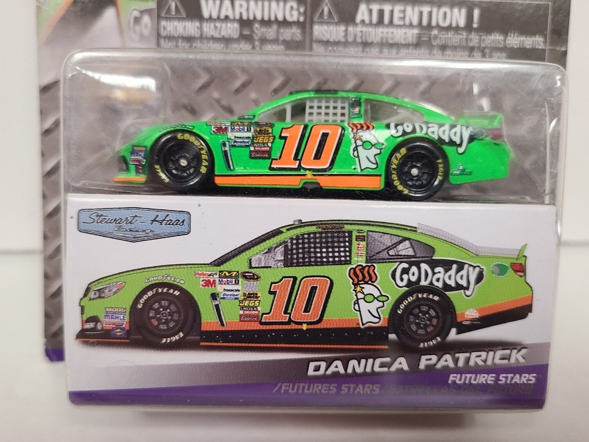DANICA PATRICK Aspen Dental NASCAR ミニカー Danica Patrick #10 Aspen Dental Ford Fusion Glue Kit (1/24) (fs)