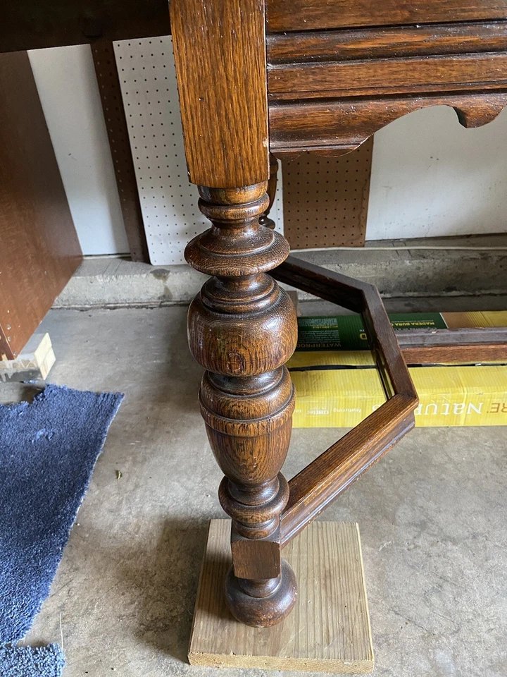 Mesa de comedor antigua de roble macizo (solo mesa) Foto 3 de 4