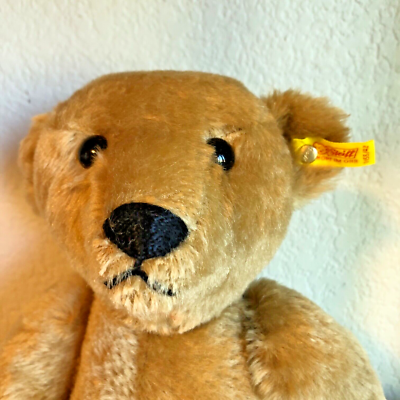 VINTAGE AUTOGRAPHED STEIFF TEDDY BEAR #0155/32 MARGARET WOODBURY