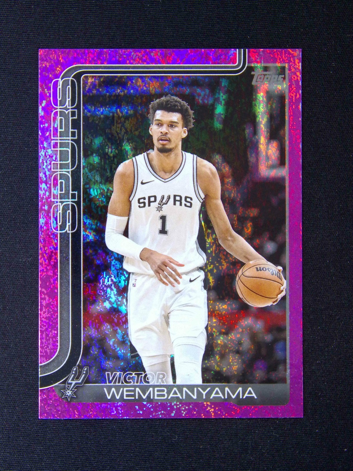 Victor Wembanyama 2025 Topps #195 Pink Holo Foil Price Guide 