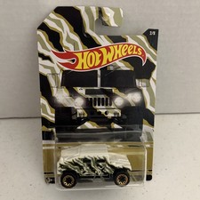 Hot Wheels 2017 Camouflage Walmart Exclusive Humvee 28 Hot Wheels 2017 Camouflage Walmart Exclusive Humvee 28