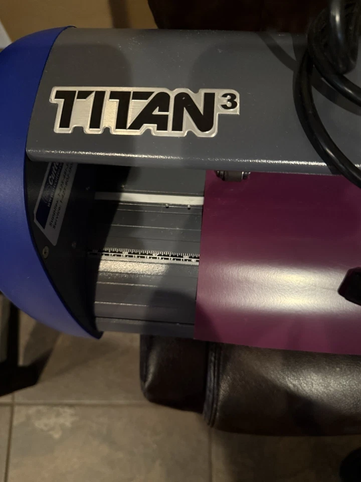 15" USCutter Table TITAN 3 Craft Vinyl Cutter, ARMS Contour Cutting Professional - Image 2 of 4