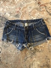 ABERCROMBIE KIDS PLEATED SHORT SHORTS FRAYED RAW HEM GIRLS /JUNIORS SIZE 14