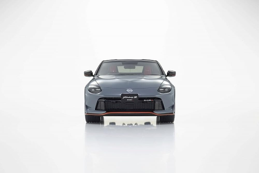 Kyosho samurai 1/18 Nissan Fairlady Z NISMO 2024 Gray
