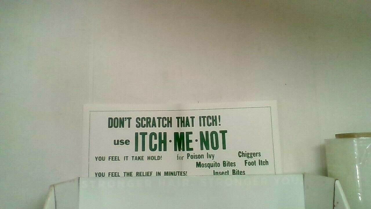 VINTAGE ADVERTISING 1950'S MEDICINE COUNTER FOLD-OUT DISPLAY " ITCH-ME-NOT " CRE
