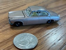 Matchbox Lesney 28-B Jaguar MK10