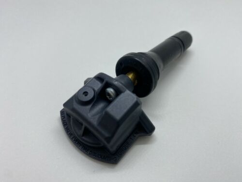 LAND ROVER DEFENDER 90 L663 TPMS tyre pressure rubber valve sensor x4 OE 2020 > - Picture 2 of 8