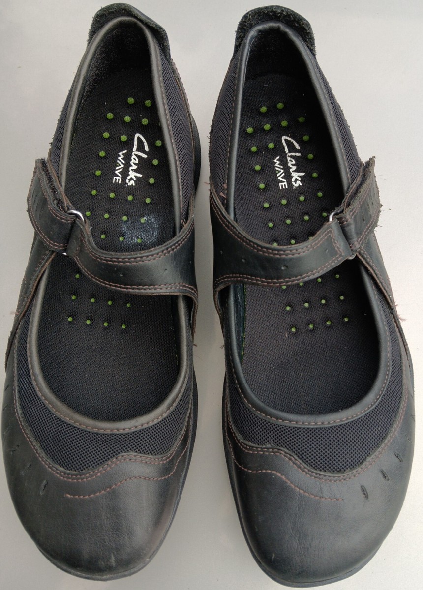 CLARKS Wave Walk Mary Jane Shoes Womens size Black Leather