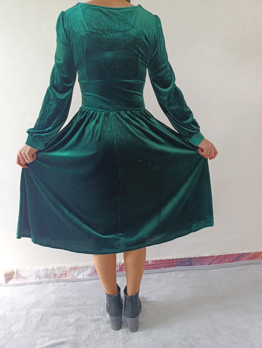 emerald velvet long sleeve dress Just A Wish Emerald Green Velvet Dress, Small - The Mint Julep Boutique