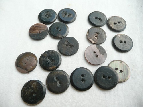 18 boutons anciens en nacre irisé - Imagen 4 de 4