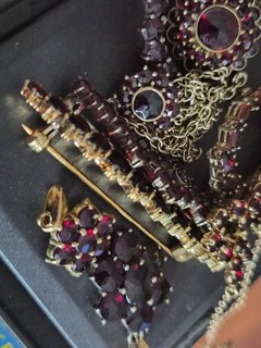 Set: Granat 333 Norm Gold 6kt –250 Viertelgold Echtgold Antik Schmuck 17 gramm