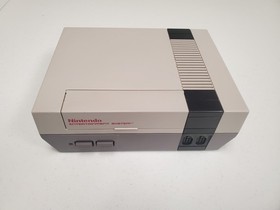 Nintendo Entertainment System NES Sports Set CIB Console Complete Box Tested