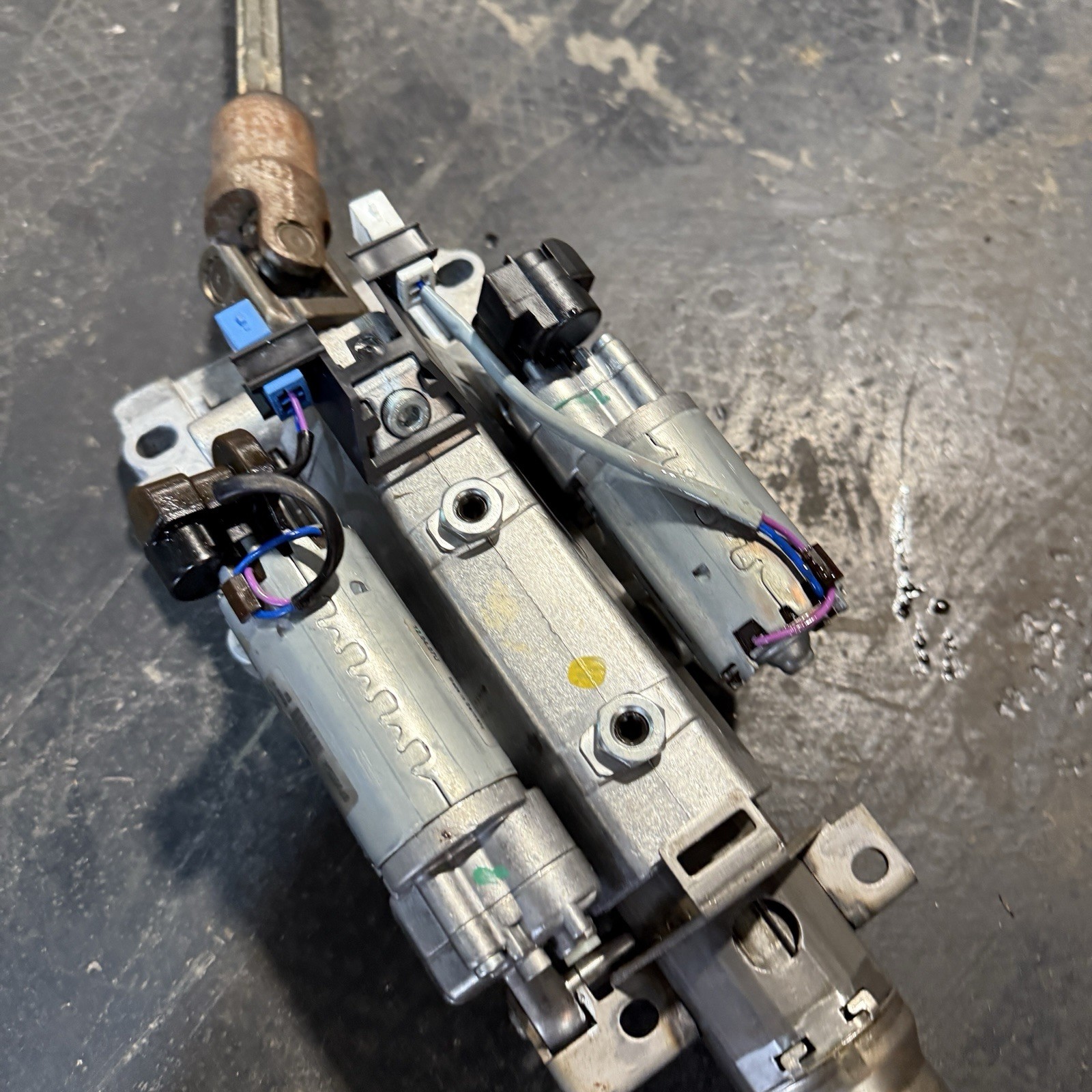 03-13 Maserati Quattroporte Power Adjust Steering Column M139