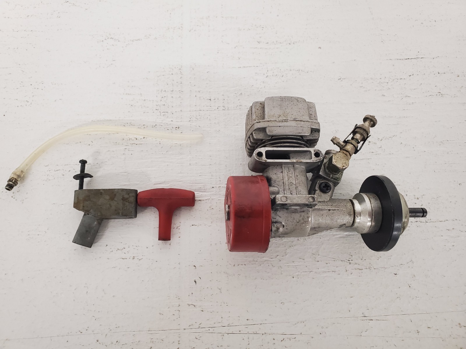 Kyosho Nitro Go Kart ?Engine O.S. Max 10 FP Please Look And Read Has Compression