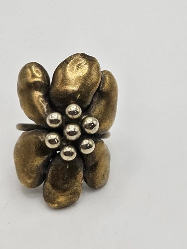 Vintage Brass Modernist Daisy Flower Ring Size 5.5 - Picture 2 of 10