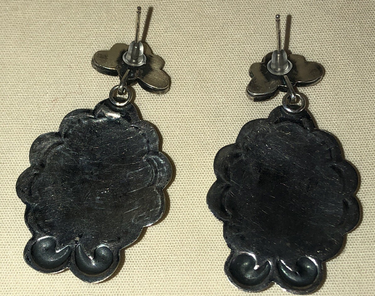 Picture 7 of 12