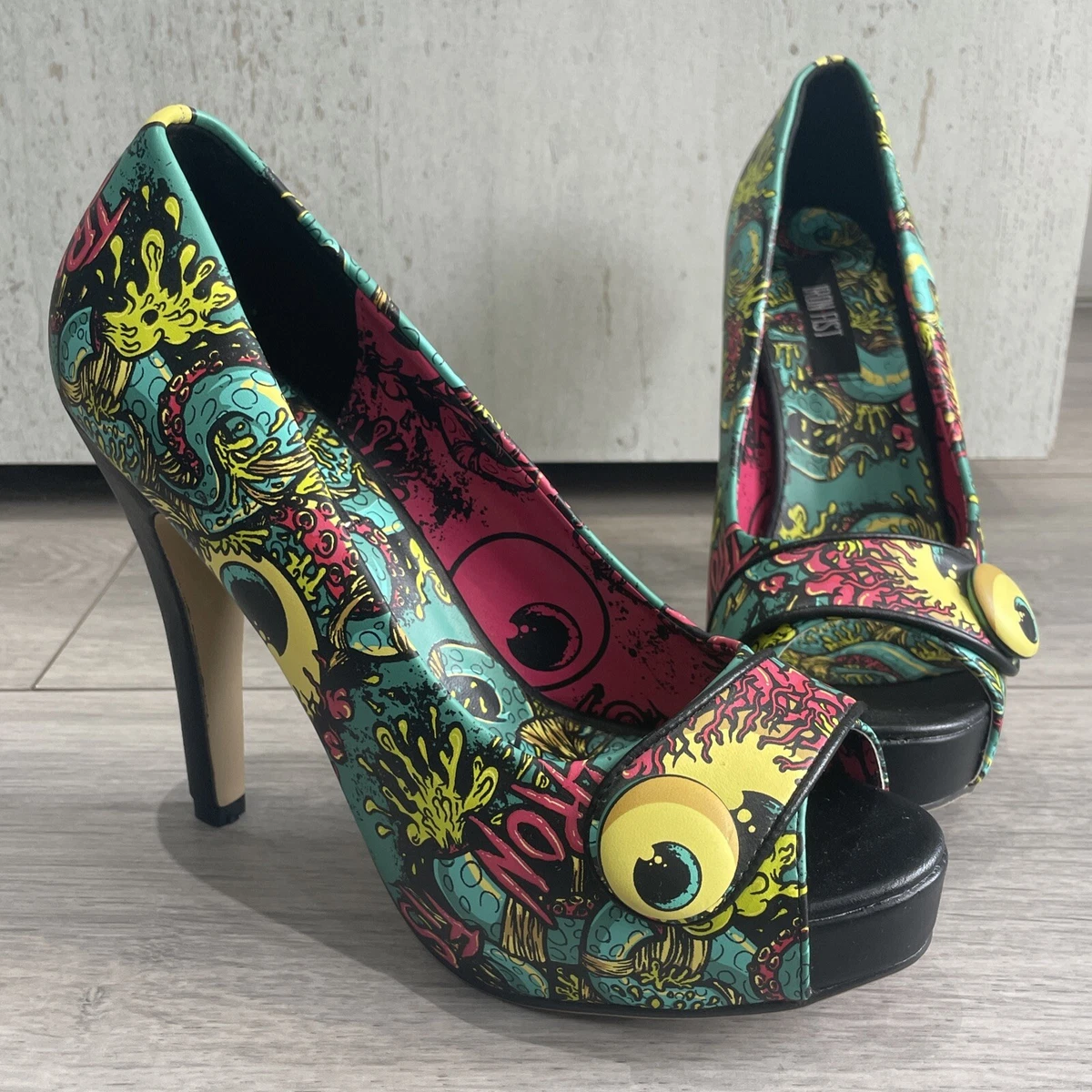 My favourite shoes! Iron Fist retails at $75, found them for $10! Honestly  too high to wear them anywhere but they'll look cute on my shelf! :  r/ThriftStoreHauls