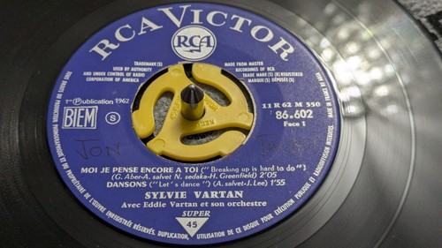 Sylvie Vartan – Moi Je Pense Encore À Toi RCA VICTOR 86.602 M Vinyl 7" (EX+) - Picture 2 of 10