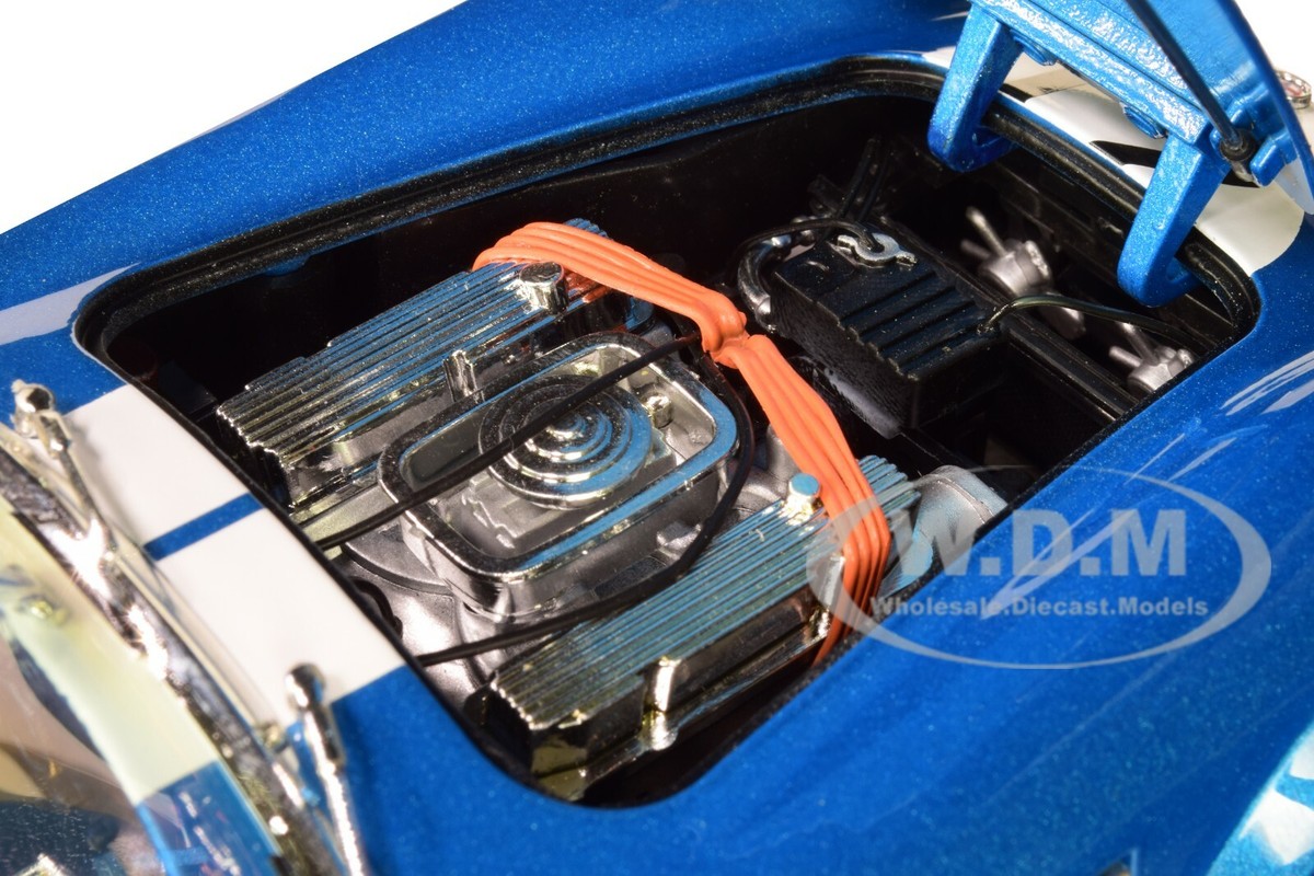 SHELBY COBRA 427 S/C #21 BLUE W/WHITE STRIPES 1/18 CAR SHELBY