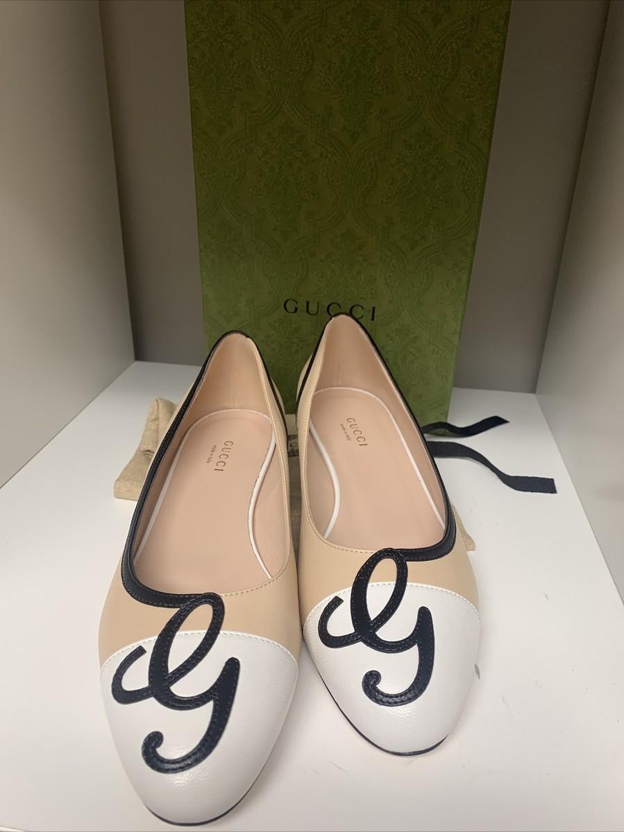 NIB $750 Gucci Women's Leather Slip On Beige/White Flats 7US / EU