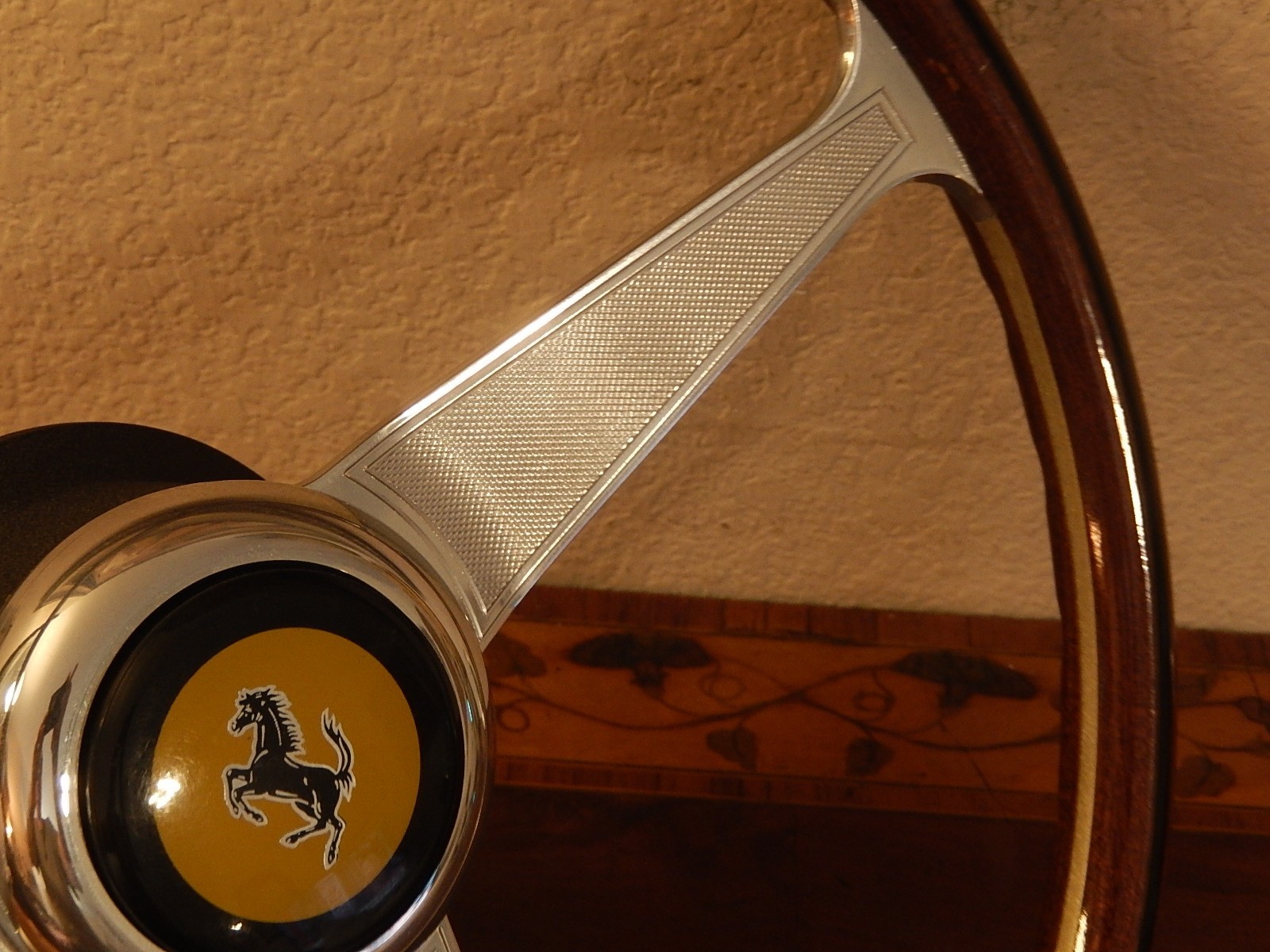 FERRARI 275 GTB 4  330 - 365 2+2  Daytona NARDI VINTAGE Wood Steering Wheel 38cm