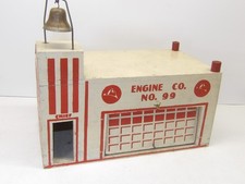 Arcade Engine Co. No. de madera vintage de los años 30 Juguete 99 Fire House con campana, sin camión