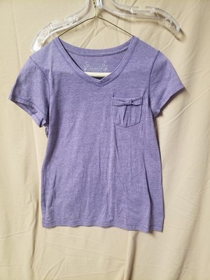 Large Arizona Jean Company Purple Short Sleeve Shirt With Bow Pocket & V-Neck